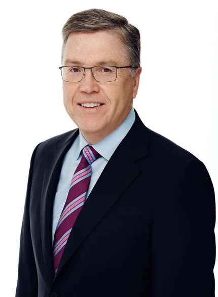 Rhodri J. Harries, Premier vice-président et conseiller au président et chef de la direction
